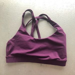 Cute Lululemon sports bra!